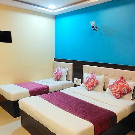 Hotel Golden Galaxy - Santacruz East Mumbai Dış mekan fotoğraf