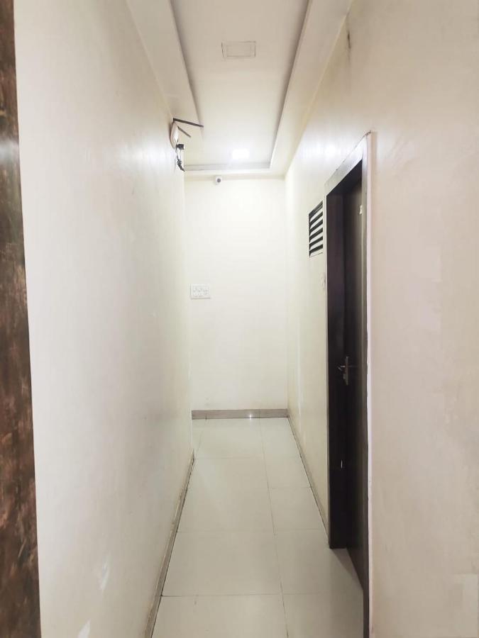 Hotel Golden Galaxy - Santacruz East Mumbai Dış mekan fotoğraf