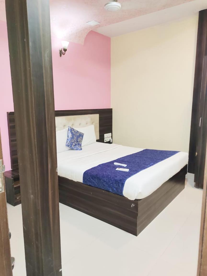 Hotel Golden Galaxy - Santacruz East Mumbai Dış mekan fotoğraf